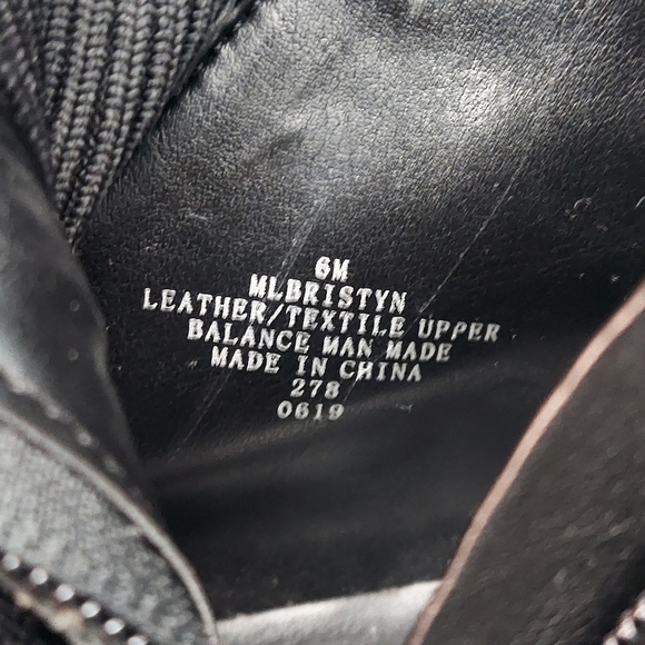 Marc Fisher Boots, Womens sz 6, Bristyn Black Patent Combat Lug Sole - Picture 11 of 11